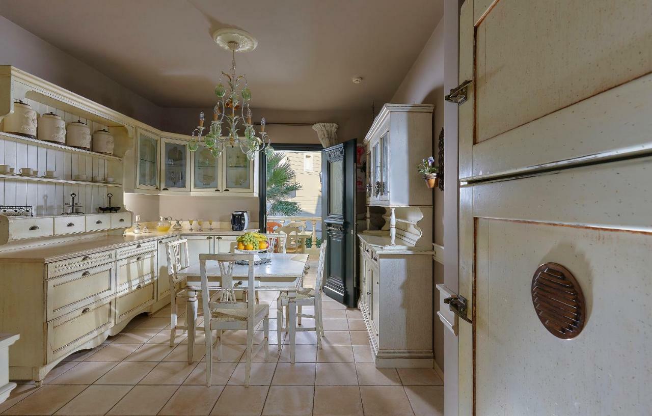 Villa Living E-Motion Gournes Gouvon Экстерьер фото